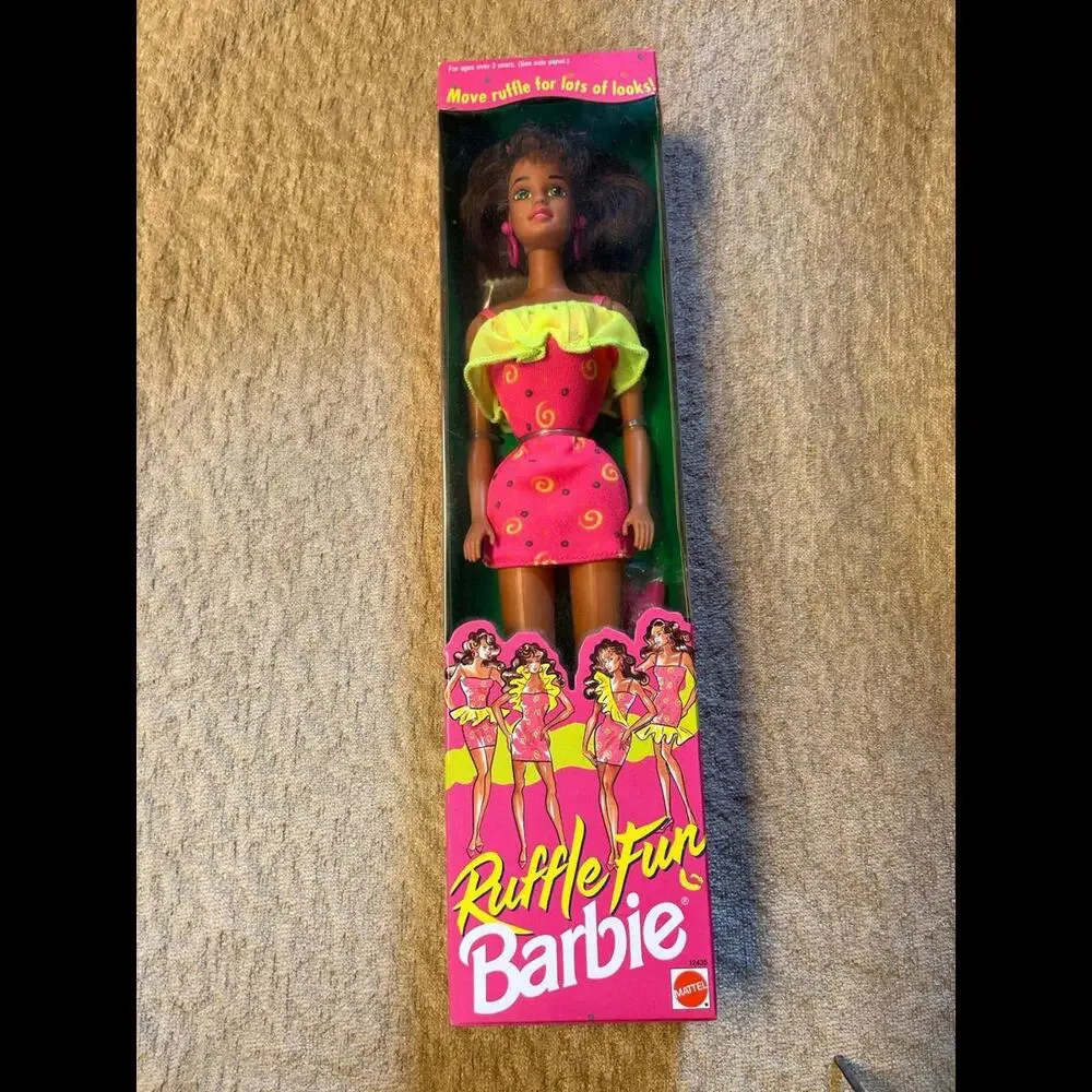 Ruffle Fun Brunette Barbie‎ Doll 1994 Mattel #12435